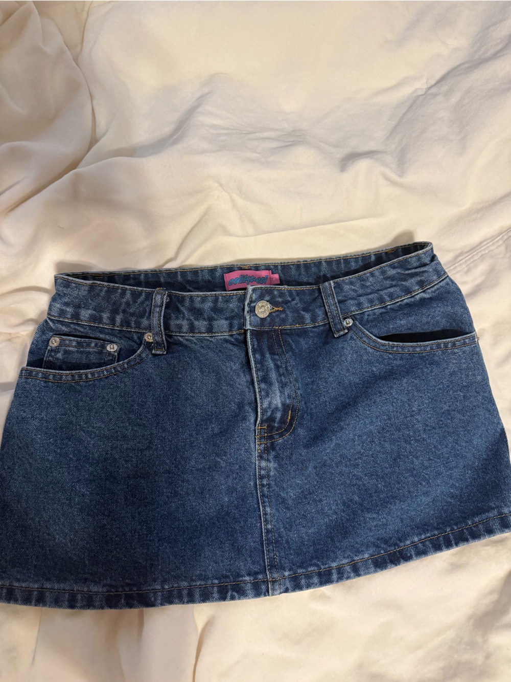 NWOT- edikted mini skirt